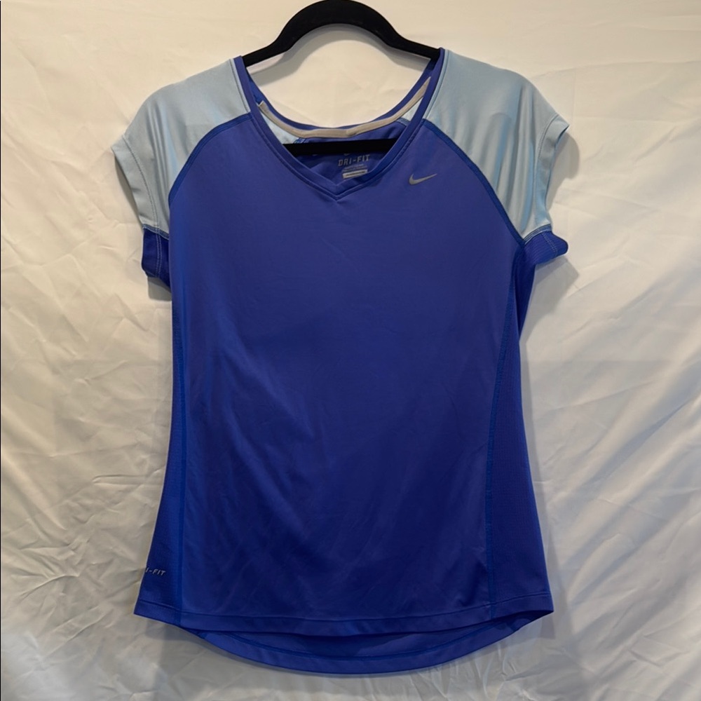 Women’s Nike Running Shirt - Blue with reflective elements